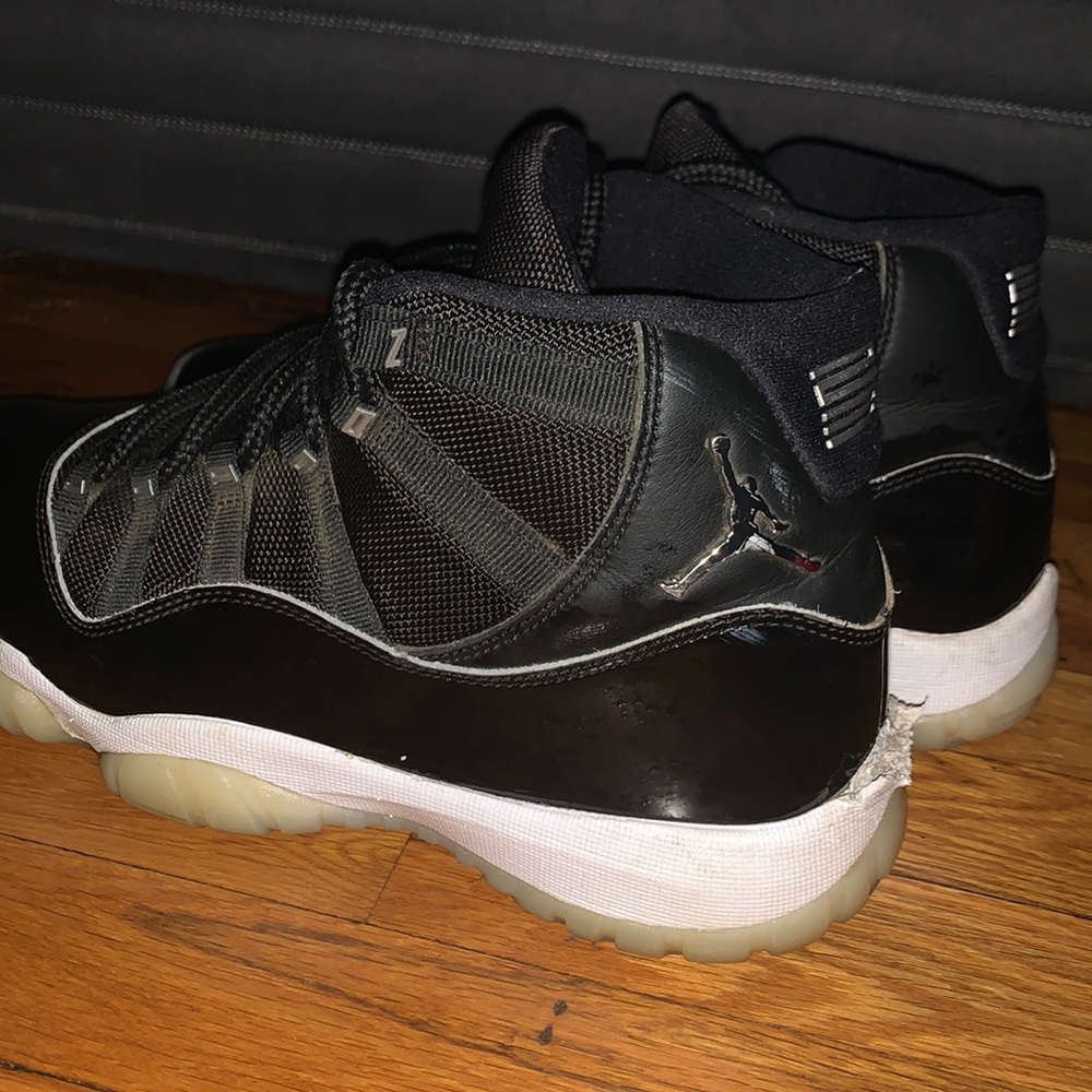 Mens Jordan 11 Jubilee